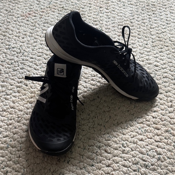 New Balance Minimus Sneakers - Picture 1 of 5